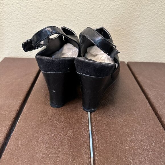 AEROSOLES Sunplush Shootie Wedges Sandals Black - 8 - Picture 10 of 12